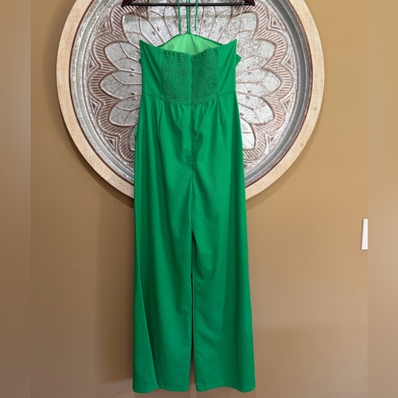 NWT- Main Strip Kelly Green Bow Wide Leg Linen- Blend Statement Romper Jumpsuit - Picture 4 of 7